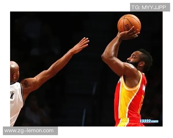 2018年NBA季后赛火箭对阵太阳的精彩对决回顾与分析