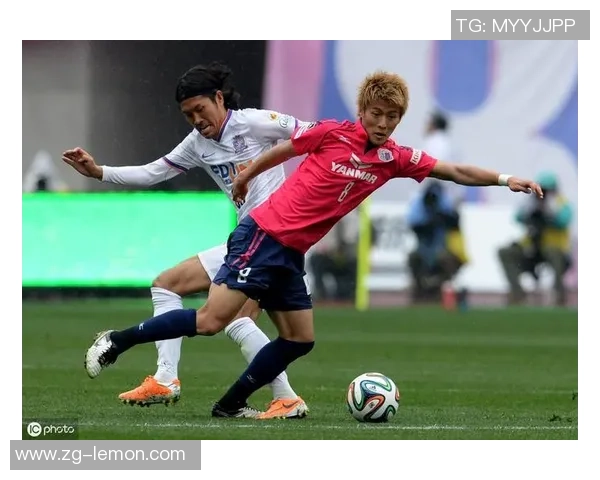 周六足球大战横滨对决神户期待精彩进球与激烈对抗